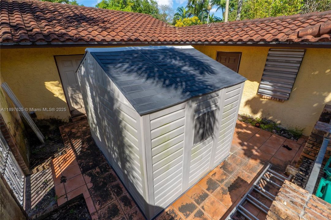 Shed Conveys with sale