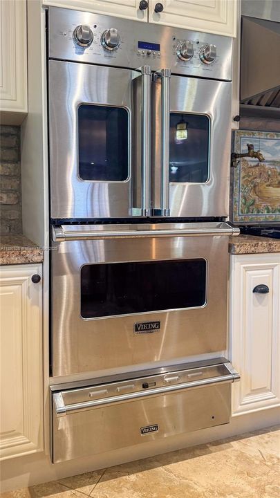 待售: $1,600,000 (4 贝兹, 3 浴室, 3084 平方英尺)