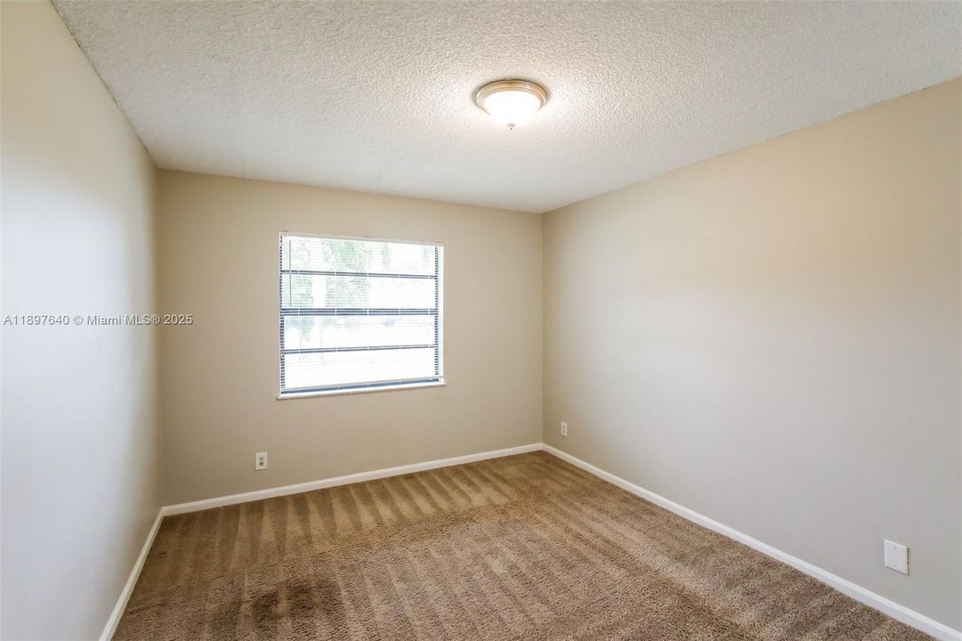 Недавно арендовано: $2,605 (3 спален, 2 ванн, 1620 Квадратных фут)