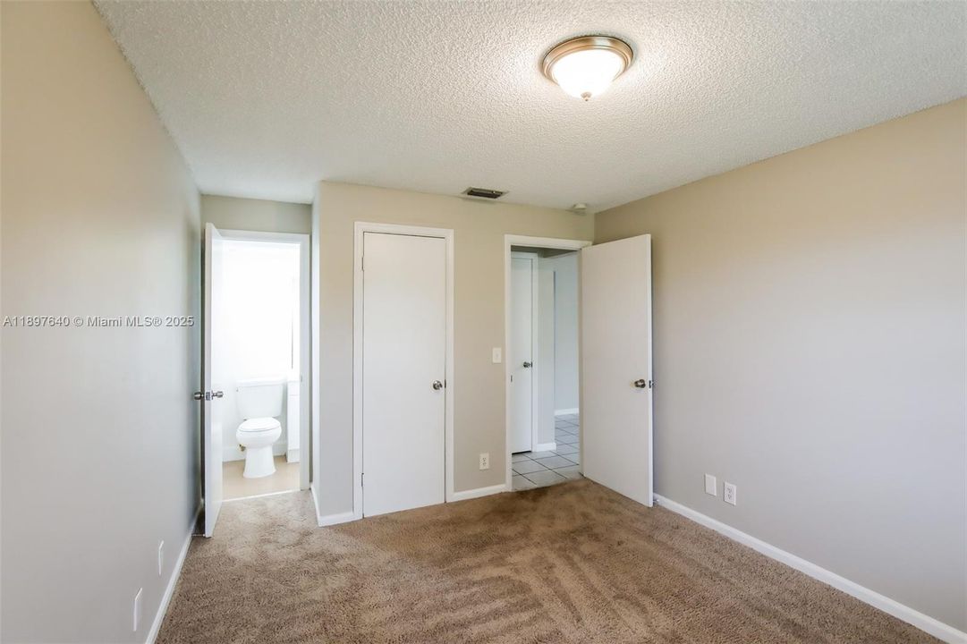 Недавно арендовано: $2,605 (3 спален, 2 ванн, 1620 Квадратных фут)