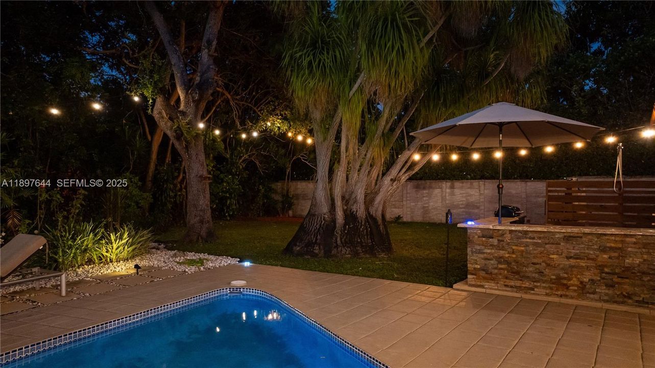 На продажу: $1,795,000 (4 спален, 3 ванн, 3573 Квадратных фут)