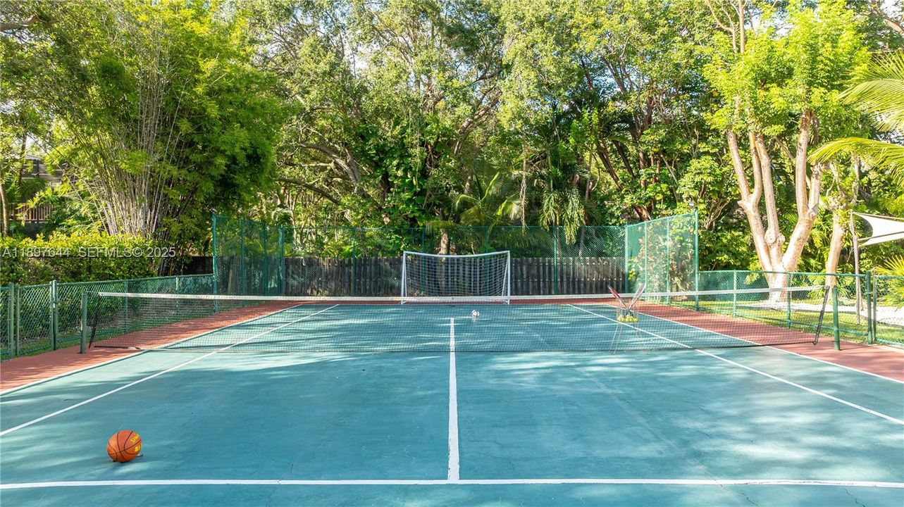 На продажу: $1,795,000 (4 спален, 3 ванн, 3573 Квадратных фут)