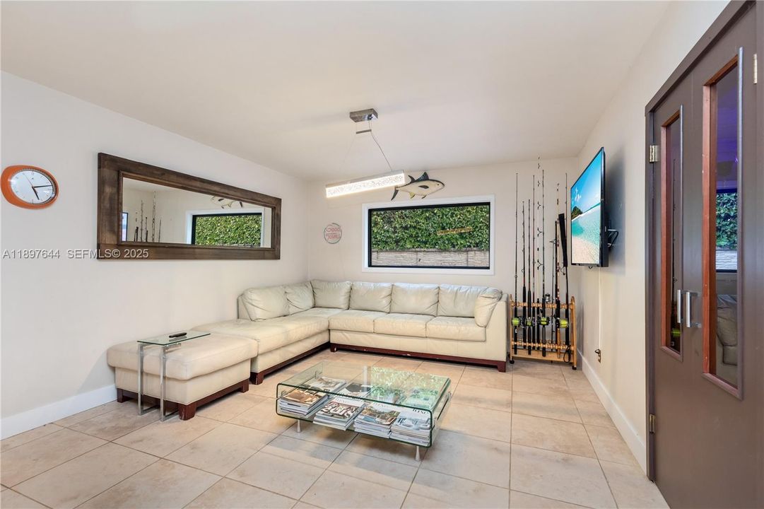 На продажу: $1,795,000 (4 спален, 3 ванн, 3573 Квадратных фут)