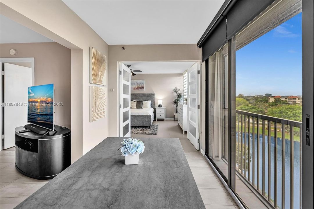 Active With Contract: $359,000 (2 beds, 2 baths, 1222 Square Feet)