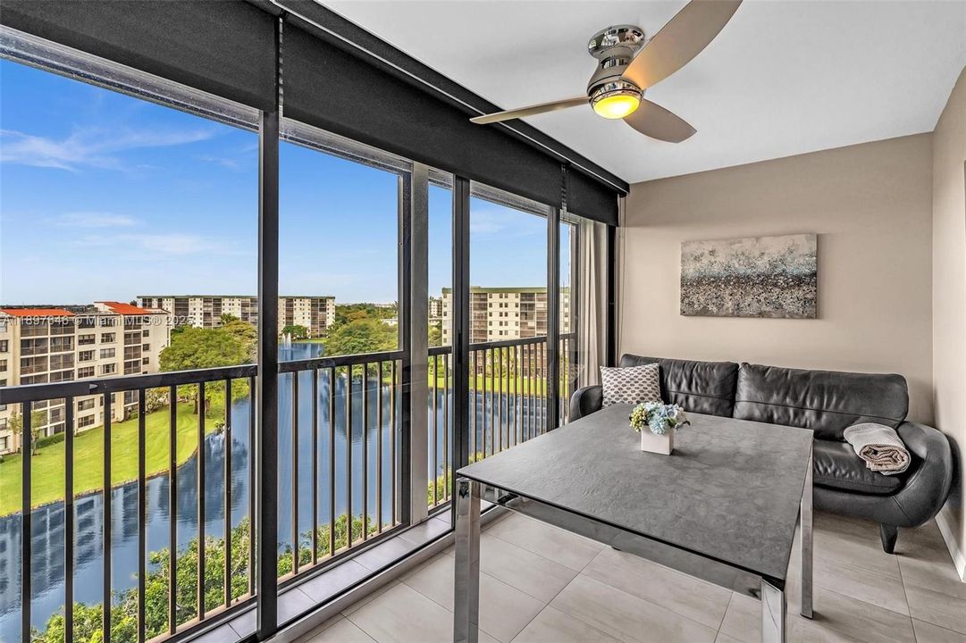Active With Contract: $359,000 (2 beds, 2 baths, 1222 Square Feet)