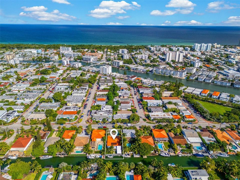 待售: $2,990,000 (4 贝兹, 3 浴室, 2496 平方英尺)