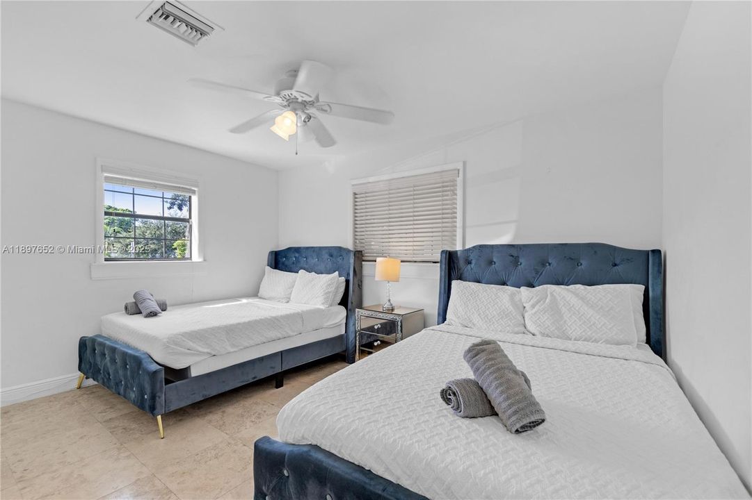 For Sale: $710,000 (4 beds, 3 baths, 1804 Square Feet)