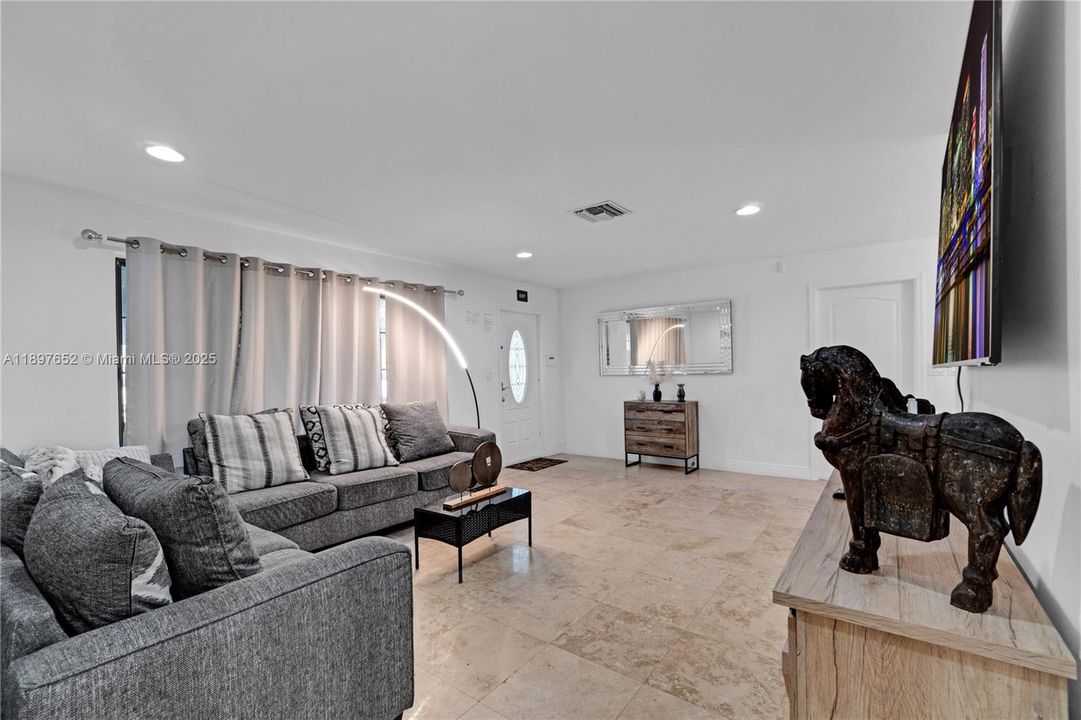 For Sale: $710,000 (4 beds, 3 baths, 1804 Square Feet)