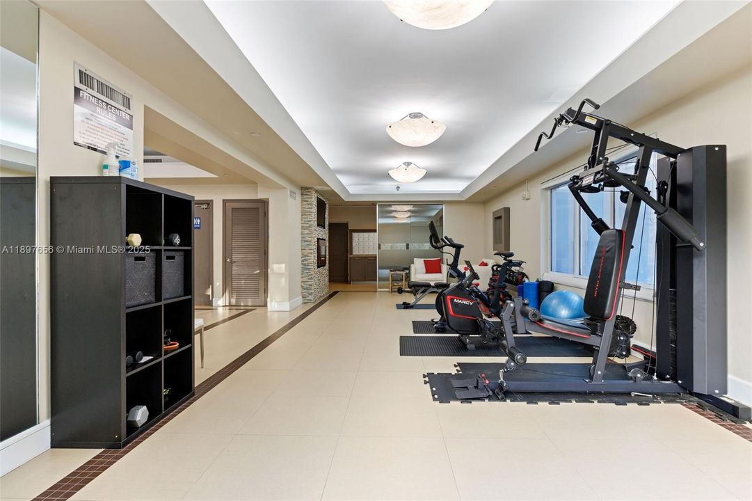 For Sale: $859,000 (2 beds, 2 baths, 1700 Square Feet)