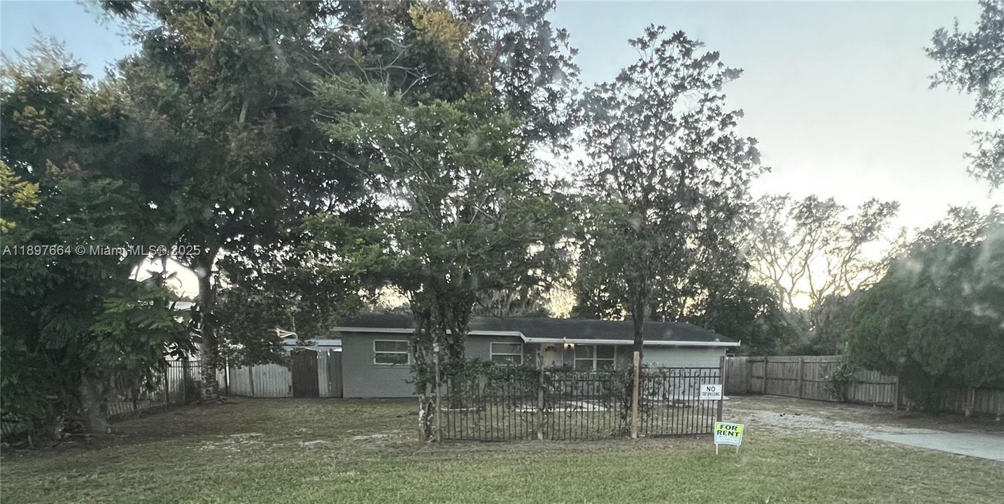 出租: $2,300 (3 贝兹, 2 浴室, 0 平方英尺)