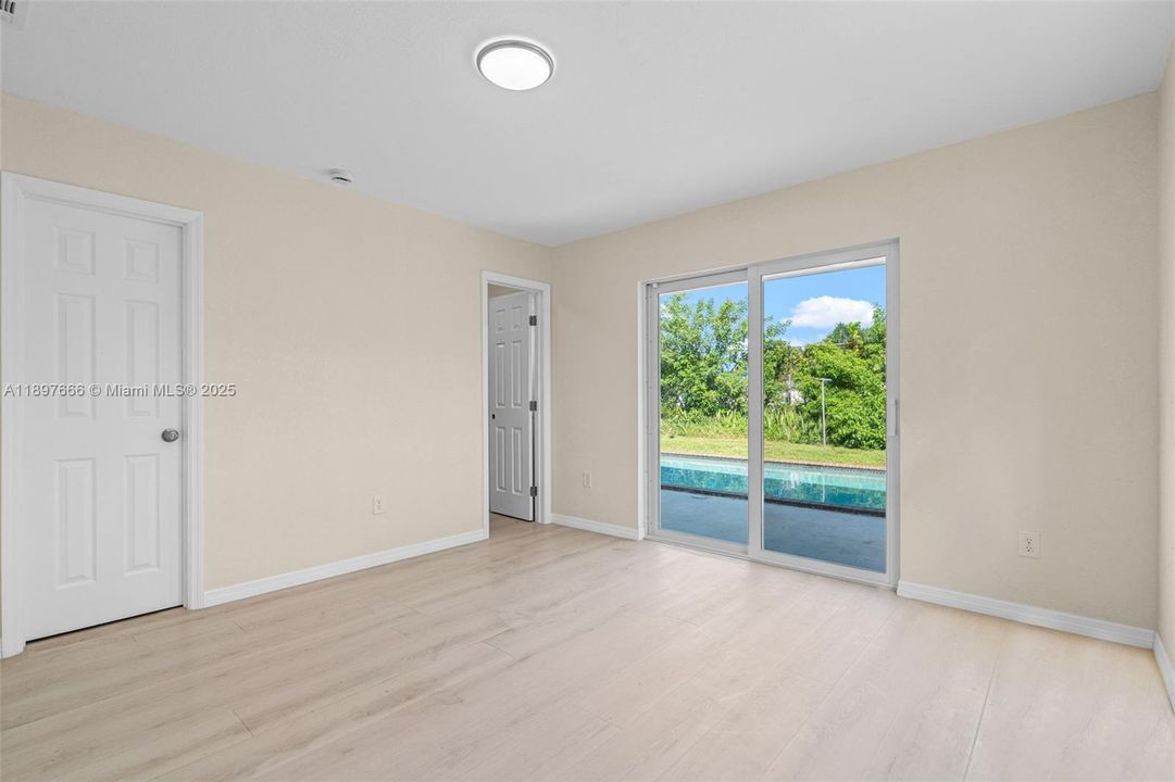 Active With Contract: $449,999 (3 beds, 2 baths, 1040 Square Feet)