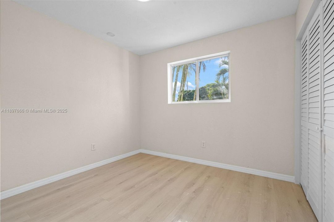 Active With Contract: $449,999 (3 beds, 2 baths, 1040 Square Feet)