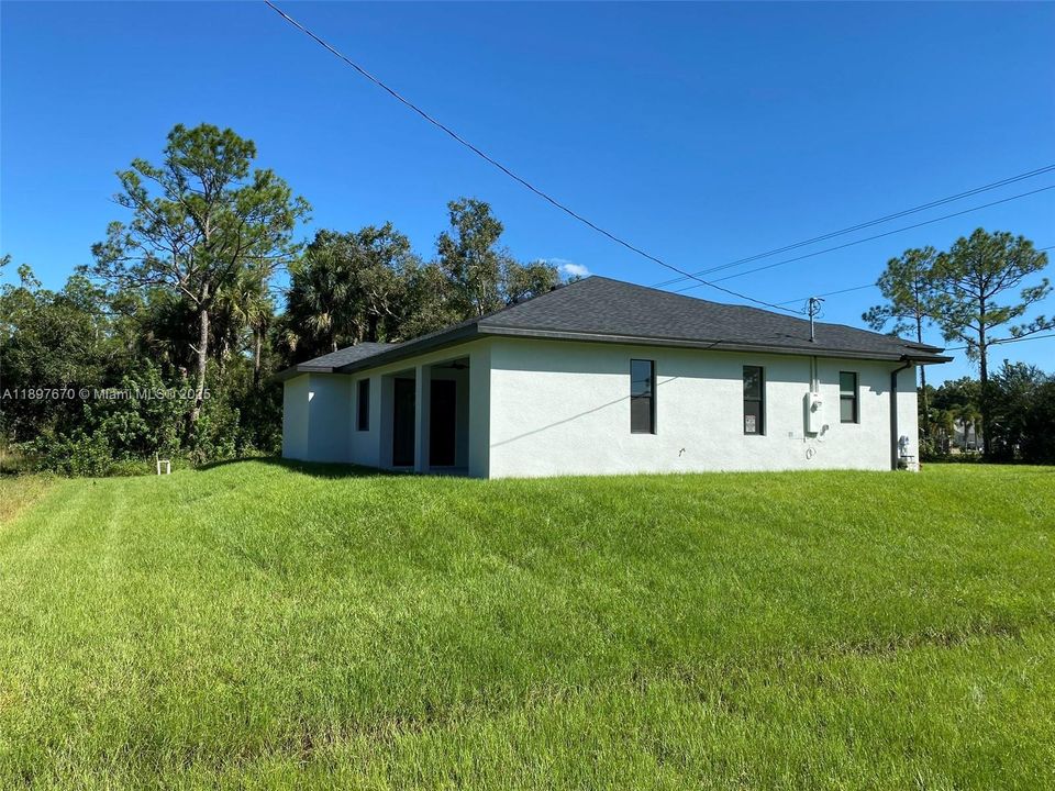 En Venta: $375,000 (3 camas, 2 baños, 1590 Pies cuadrados)