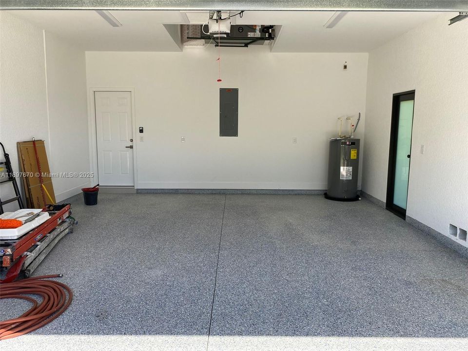 En Venta: $375,000 (3 camas, 2 baños, 1590 Pies cuadrados)