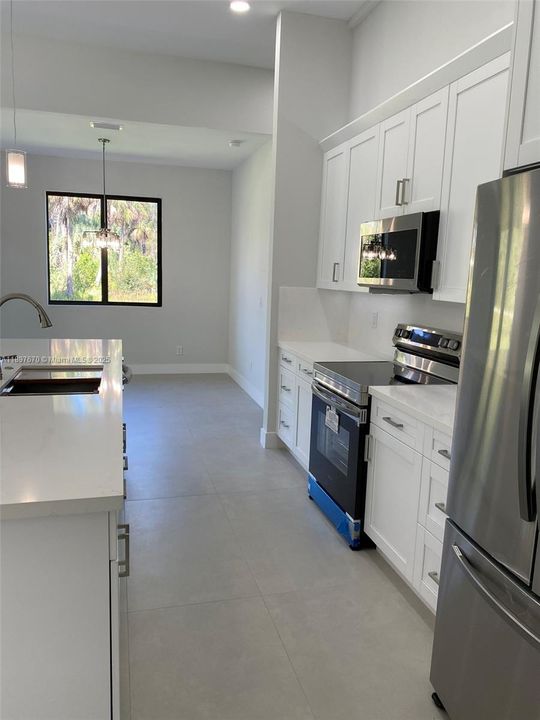 En Venta: $375,000 (3 camas, 2 baños, 1590 Pies cuadrados)