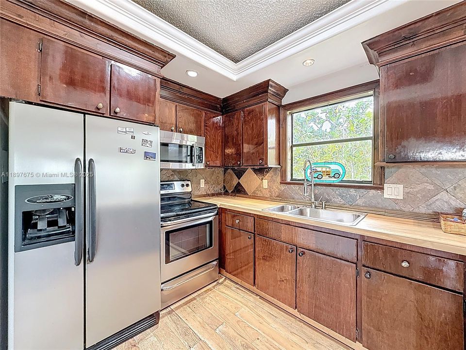 En Venta: $590,000 (2 camas, 2 baños, 1056 Pies cuadrados)