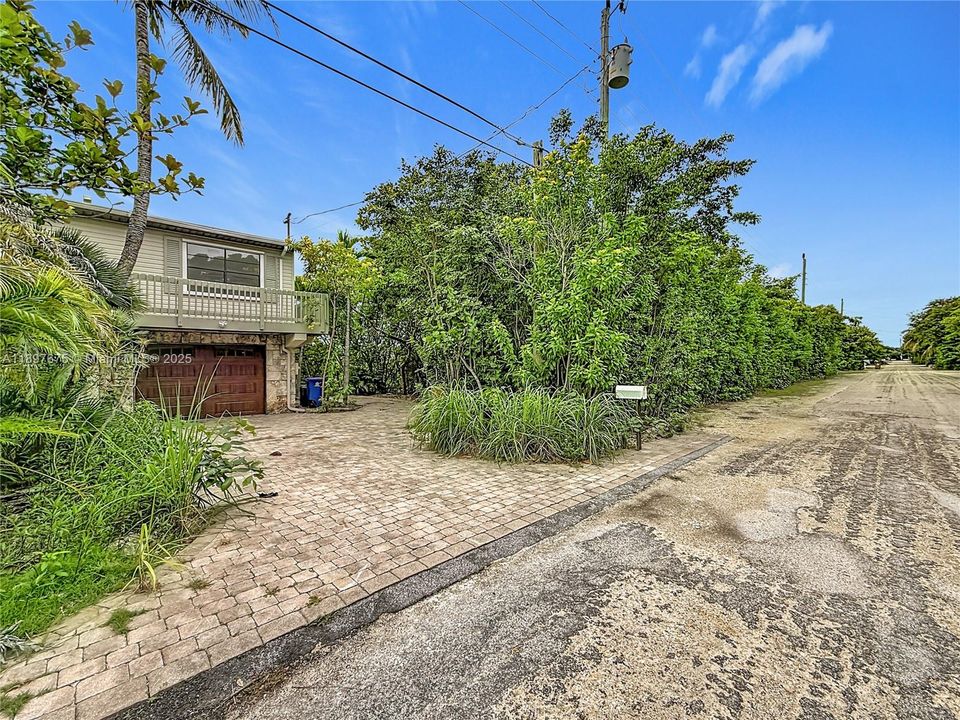 En Venta: $590,000 (2 camas, 2 baños, 1056 Pies cuadrados)