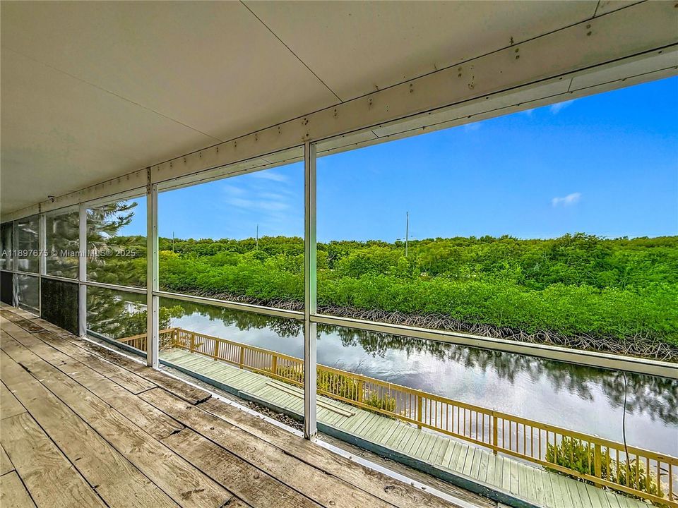 En Venta: $590,000 (2 camas, 2 baños, 1056 Pies cuadrados)