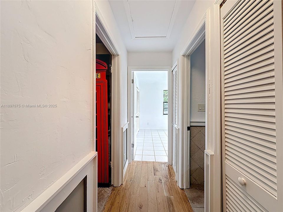 En Venta: $590,000 (2 camas, 2 baños, 1056 Pies cuadrados)