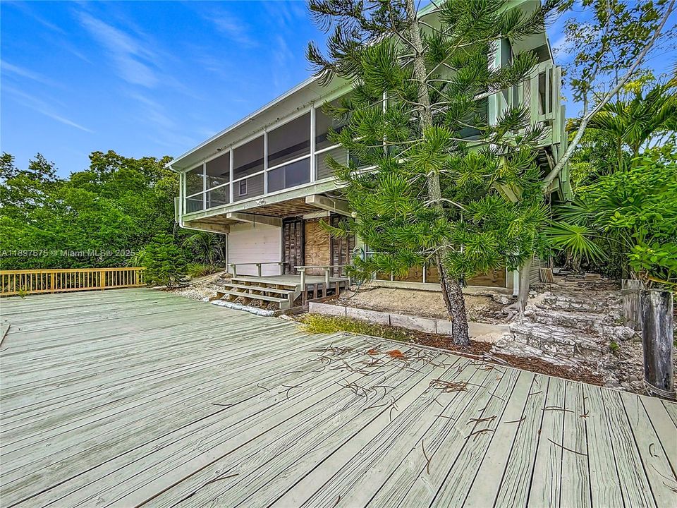 En Venta: $590,000 (2 camas, 2 baños, 1056 Pies cuadrados)