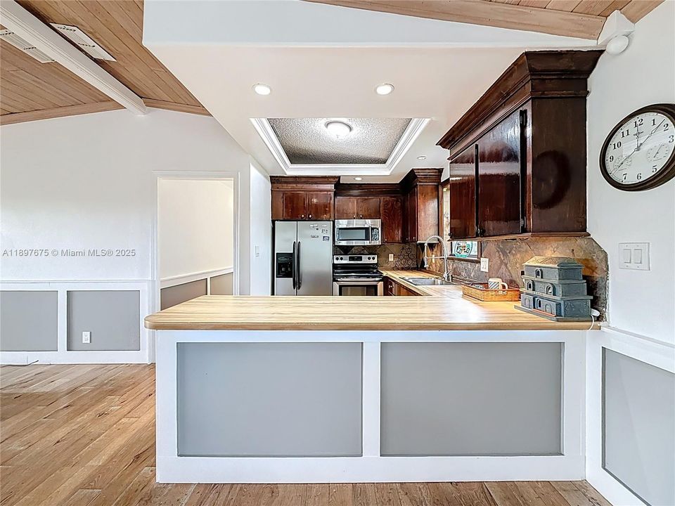 En Venta: $590,000 (2 camas, 2 baños, 1056 Pies cuadrados)