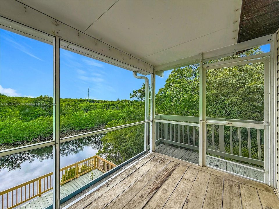 En Venta: $590,000 (2 camas, 2 baños, 1056 Pies cuadrados)