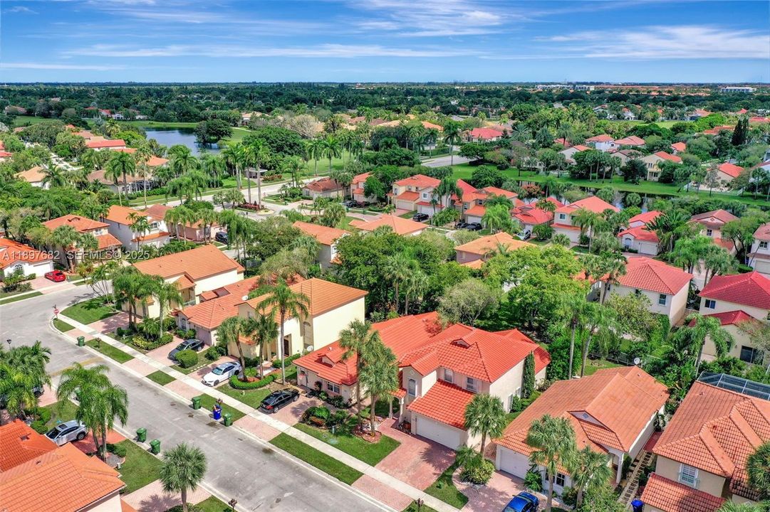 For Sale: $689,000 (4 beds, 2 baths, 2092 Square Feet)