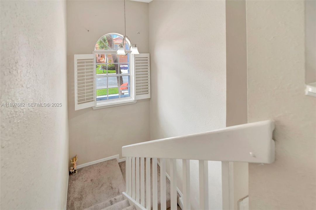 For Sale: $689,000 (4 beds, 2 baths, 2092 Square Feet)