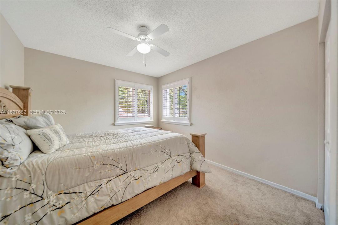 For Sale: $689,000 (4 beds, 2 baths, 2092 Square Feet)