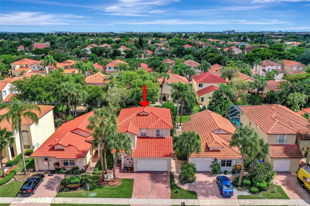 For Sale: $689,000 (4 beds, 2 baths, 2092 Square Feet)