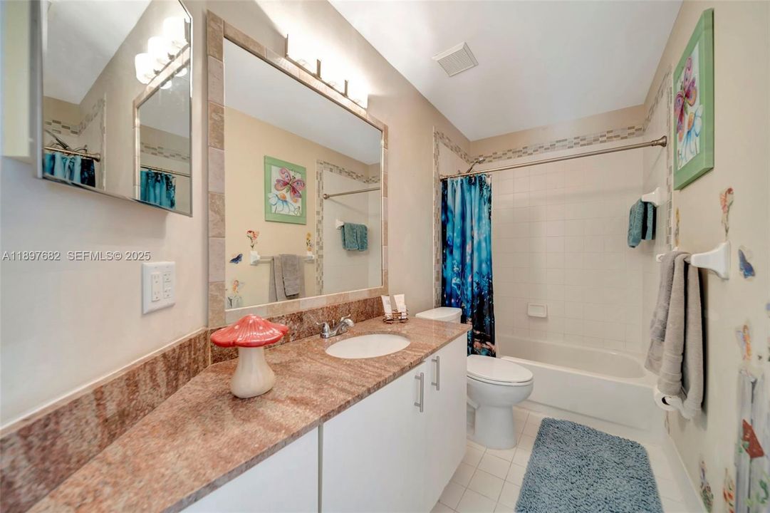 For Sale: $689,000 (4 beds, 2 baths, 2092 Square Feet)