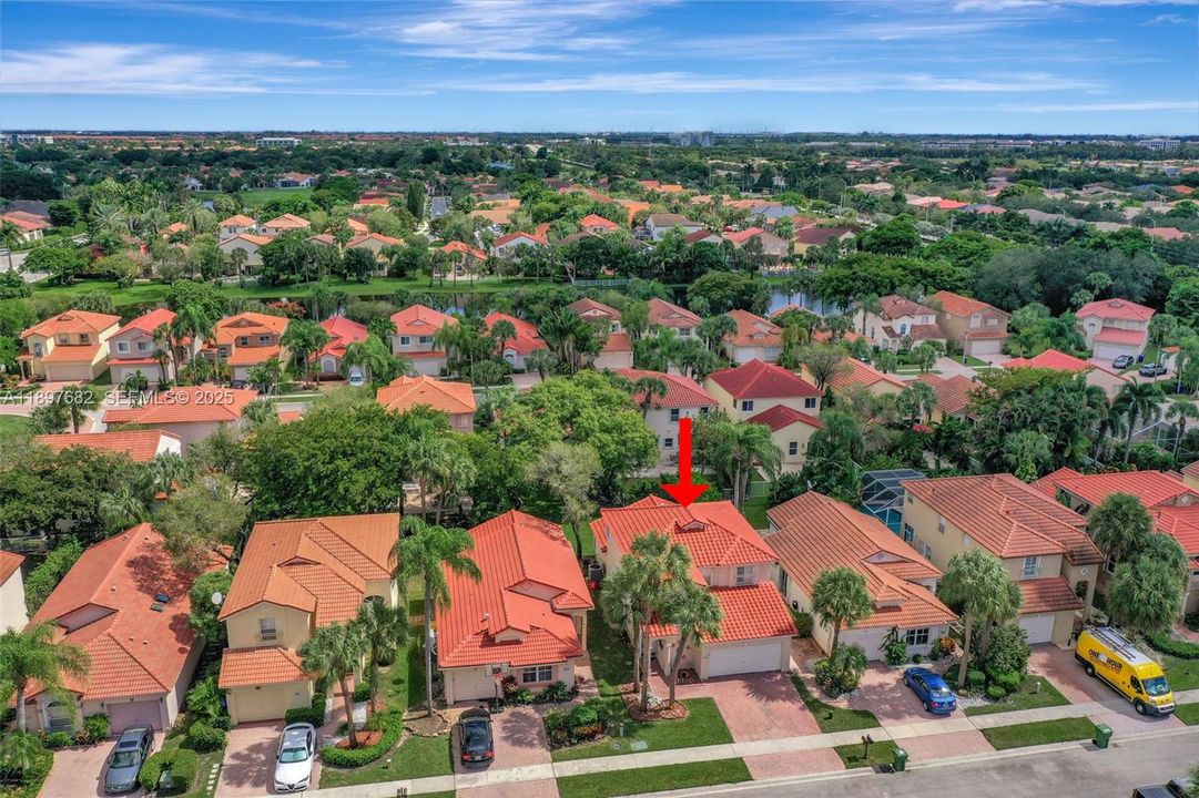 For Sale: $689,000 (4 beds, 2 baths, 2092 Square Feet)