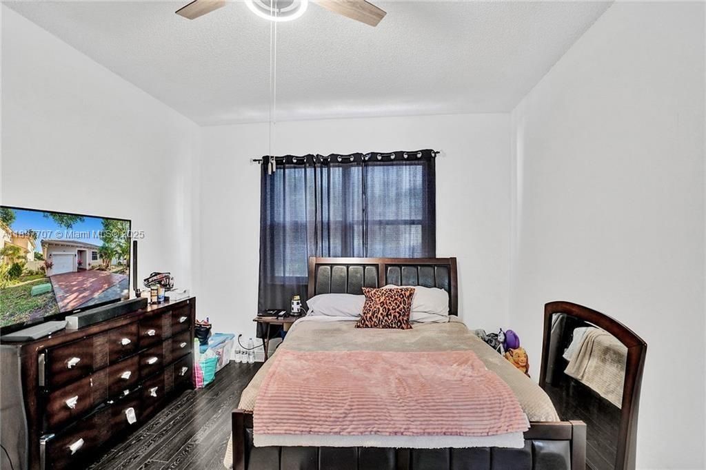 待售: $499,900 (3 贝兹, 2 浴室, 1394 平方英尺)