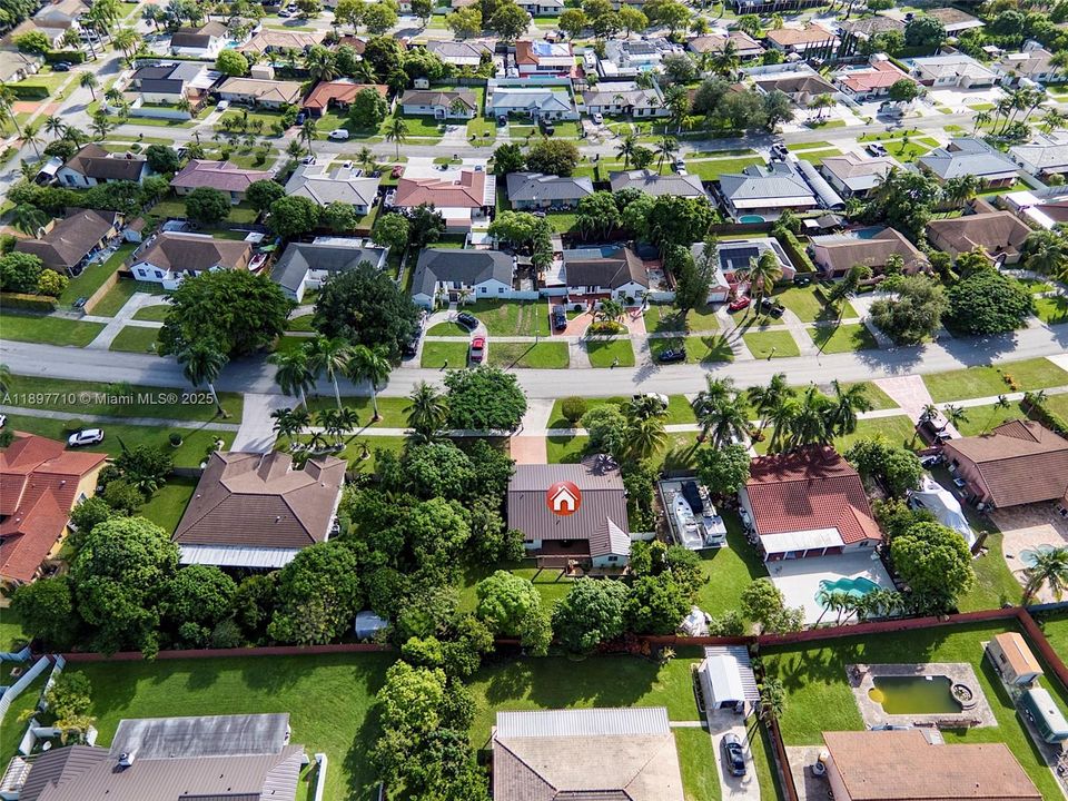 For Sale: $795,000 (3 beds, 2 baths, 1603 Square Feet)