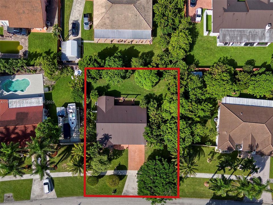 For Sale: $795,000 (3 beds, 2 baths, 1603 Square Feet)