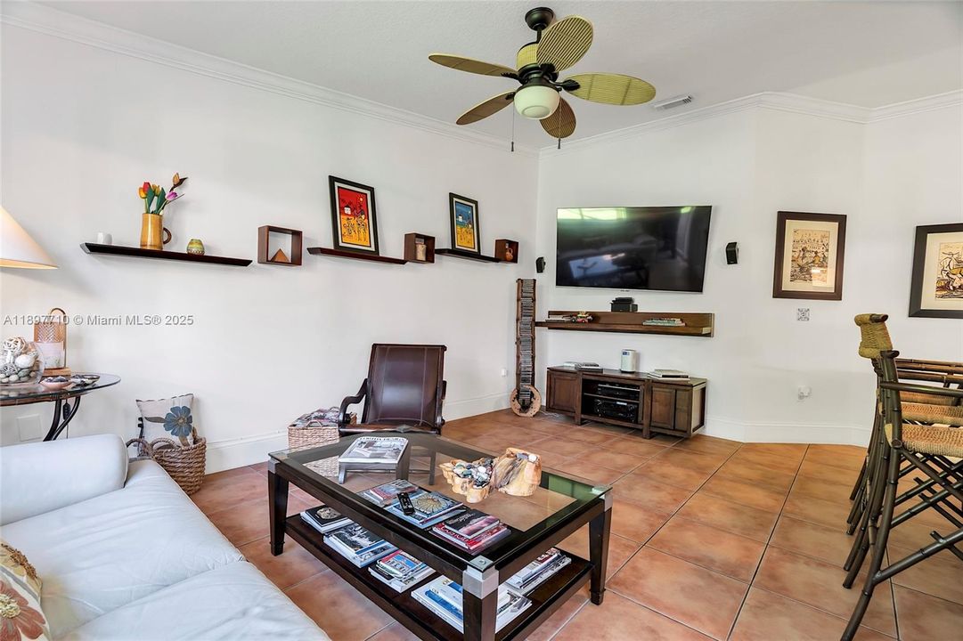 For Sale: $795,000 (3 beds, 2 baths, 1603 Square Feet)