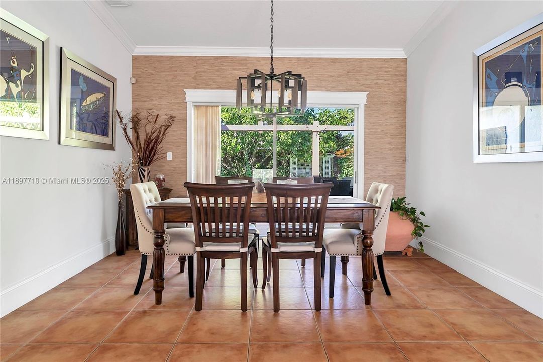 For Sale: $795,000 (3 beds, 2 baths, 1603 Square Feet)