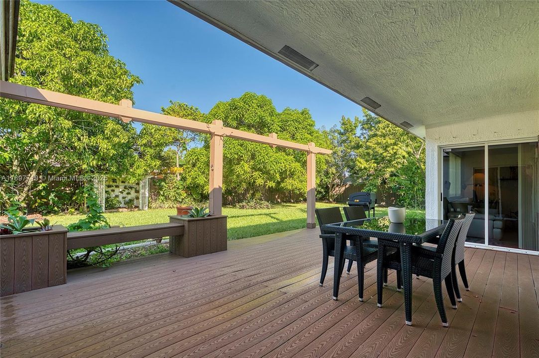 For Sale: $795,000 (3 beds, 2 baths, 1603 Square Feet)