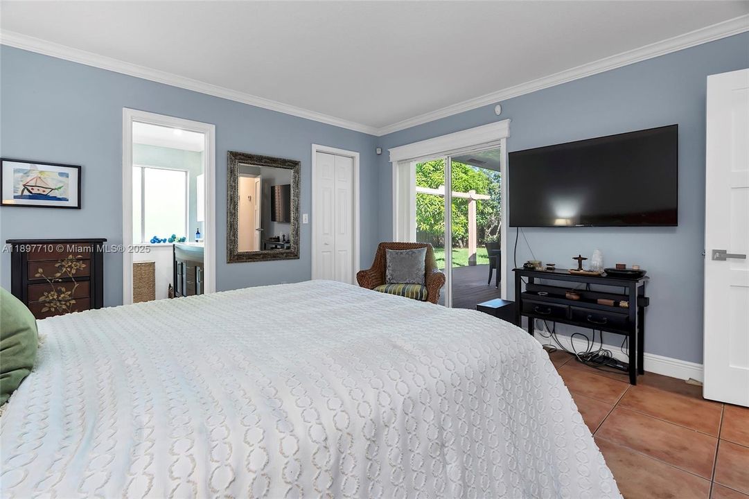 For Sale: $795,000 (3 beds, 2 baths, 1603 Square Feet)