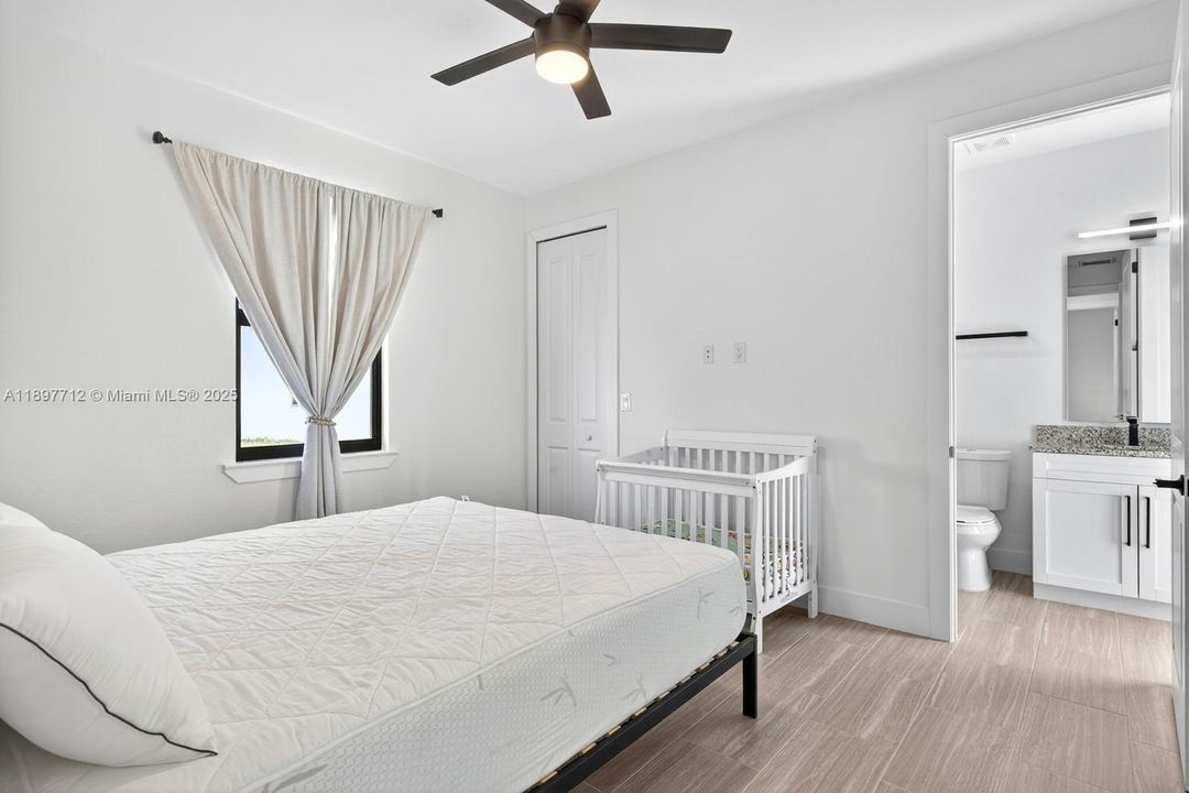 待售: $690,000 (4 贝兹, 3 浴室, 0 平方英尺)