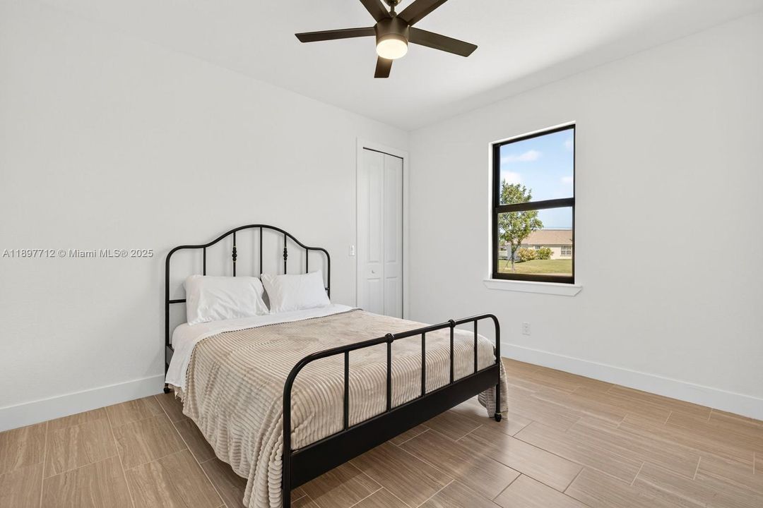 待售: $690,000 (4 贝兹, 3 浴室, 0 平方英尺)