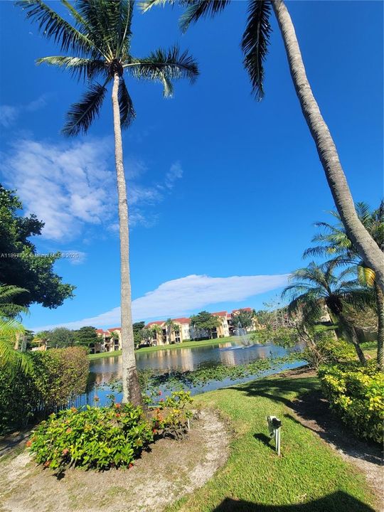 For Sale: $307,000 (3 beds, 2 baths, 1125 Square Feet)