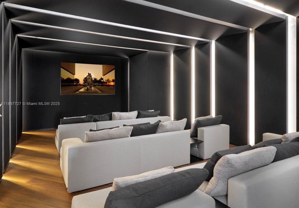 For Sale: $3,995,000 (2 beds, 2 baths, 1805 Square Feet)