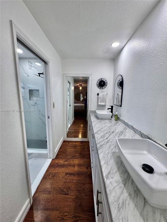 Active With Contract: $498,000 (3 beds, 3 baths, 1727 Square Feet)