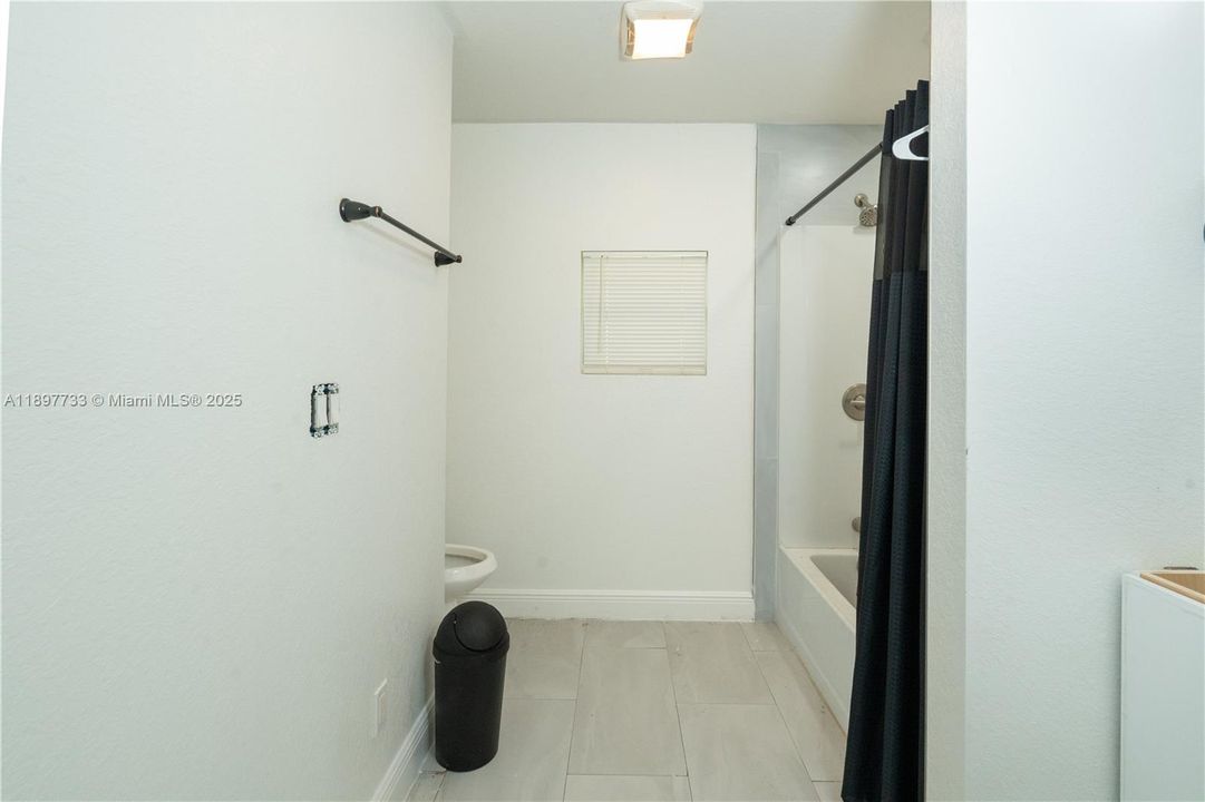 En Renta: $2,050 (3 camas, 2 baños, 0 Pies cuadrados)