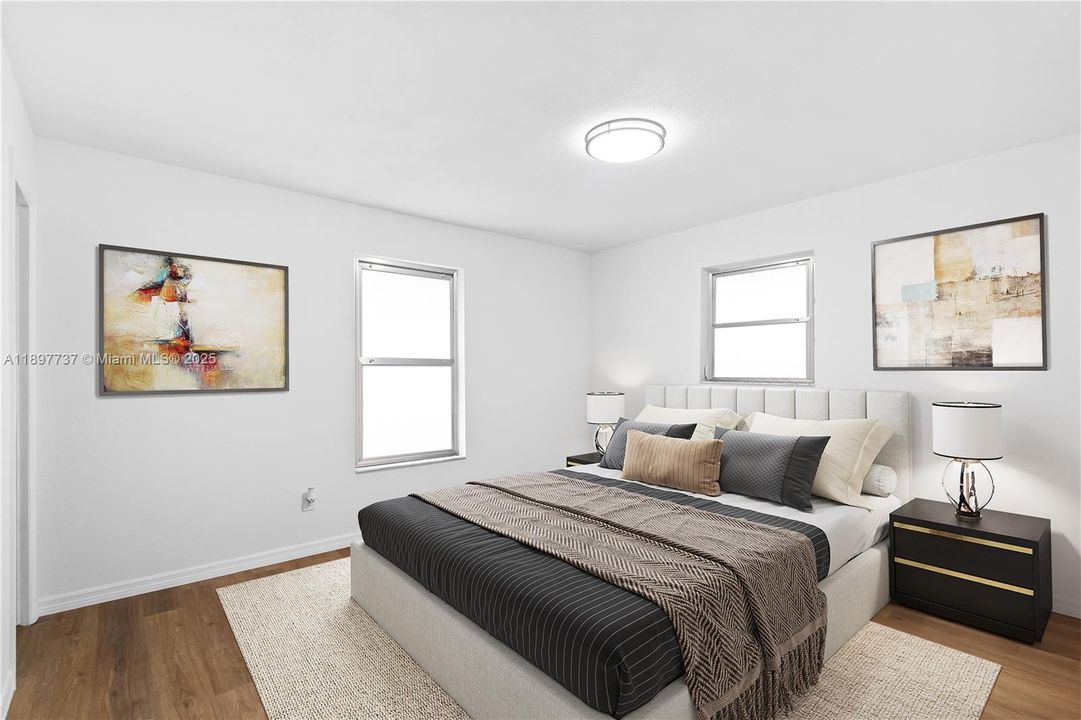 Под контрактом: $429,990 (3 спален, 2 ванн, 1050 Квадратных фут)