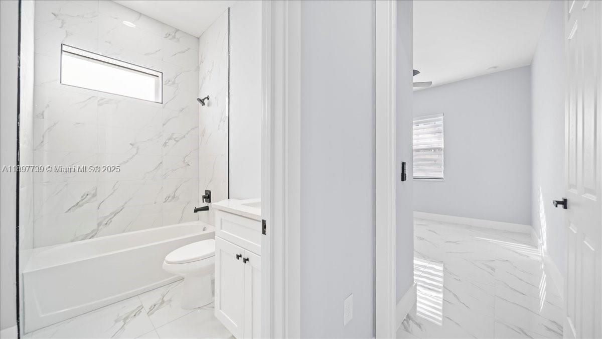 For Sale: $339,500 (4 beds, 2 baths, 1842 Square Feet)