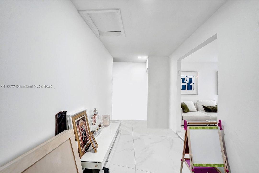 For Sale: $849,000 (4 beds, 2 baths, 1852 Square Feet)