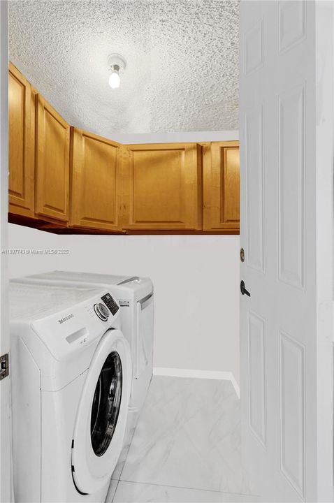 For Sale: $849,000 (4 beds, 2 baths, 1852 Square Feet)