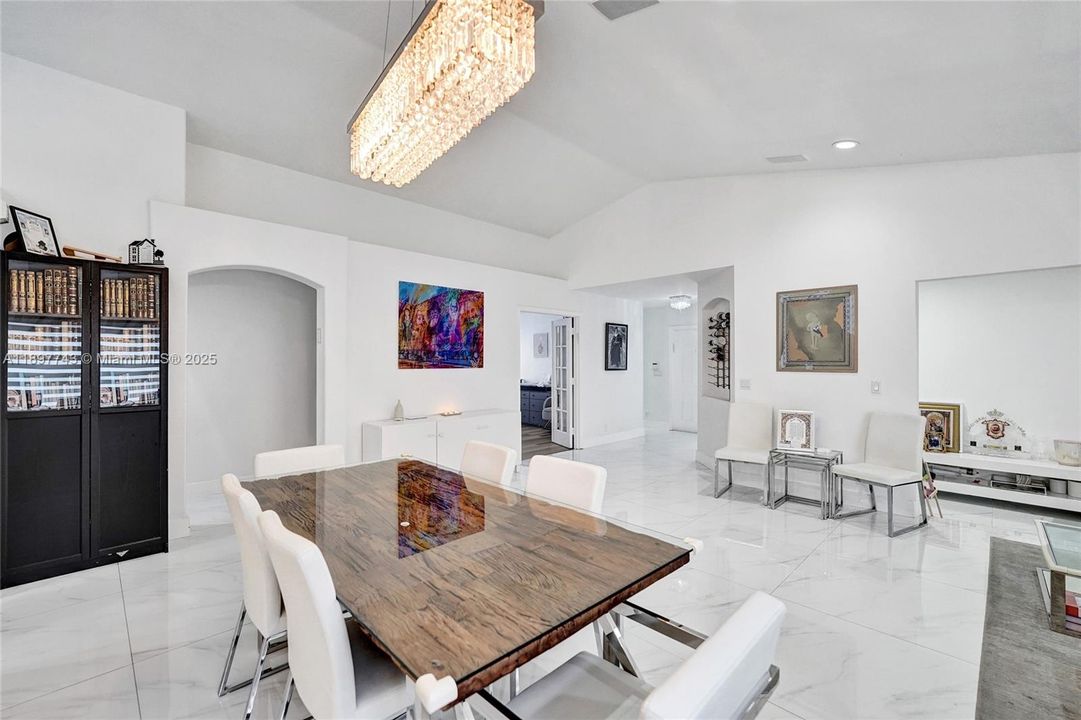 For Sale: $849,000 (4 beds, 2 baths, 1852 Square Feet)